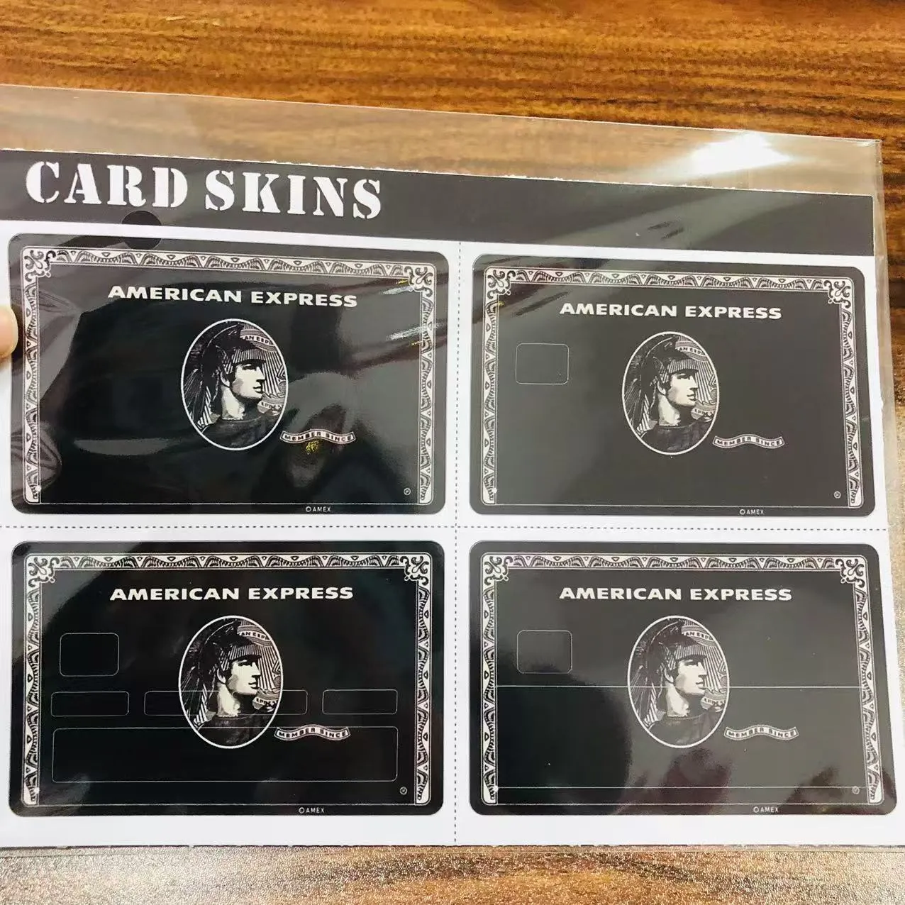 यहां आप अपने इच्छित क्रेडिट कार्ड स्टिकर पा सकते हैं