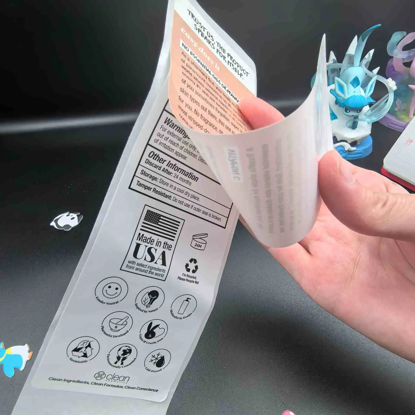 कॉस्मेटिक लेबल के लिए मल्टीलेयर